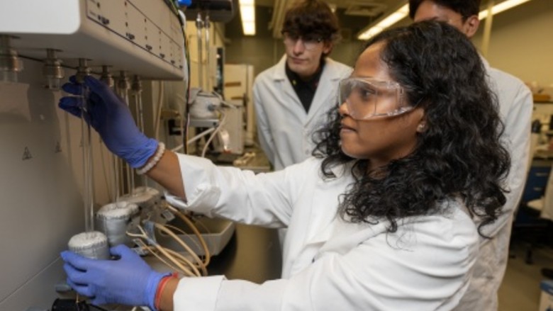 Students from Miao Yu's lab working