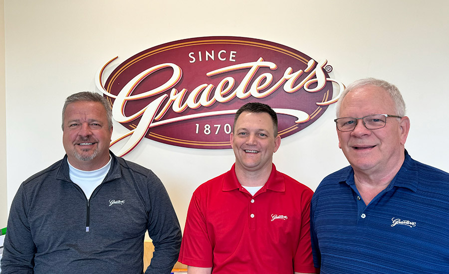 Tom Kunzelman, vice president of manufacturing (left), Andy Connolly, director of production planning (center) and Bob Graeter