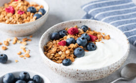 yogurt with berries and granola