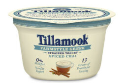 Tillamook Farmstyle Greek yogurt spiced chai